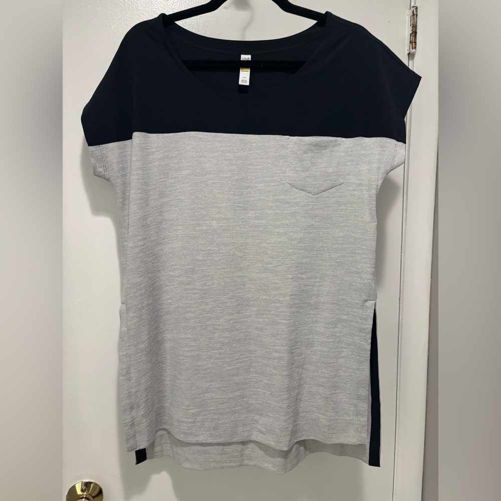 Lole Women's Black and Gray Tunic Top Medium